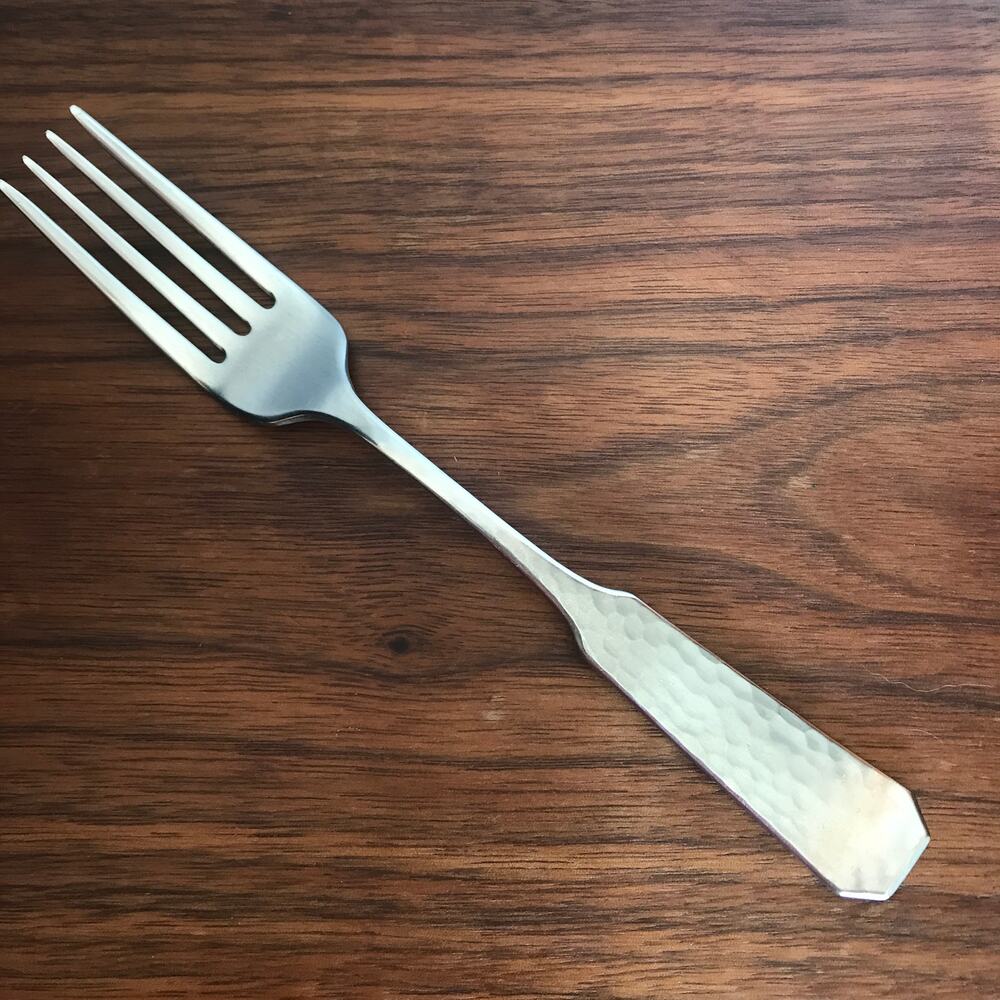 Reed & Barton COLONIAL FORGE Stainless Hammered Satin - single dinner fork (1)